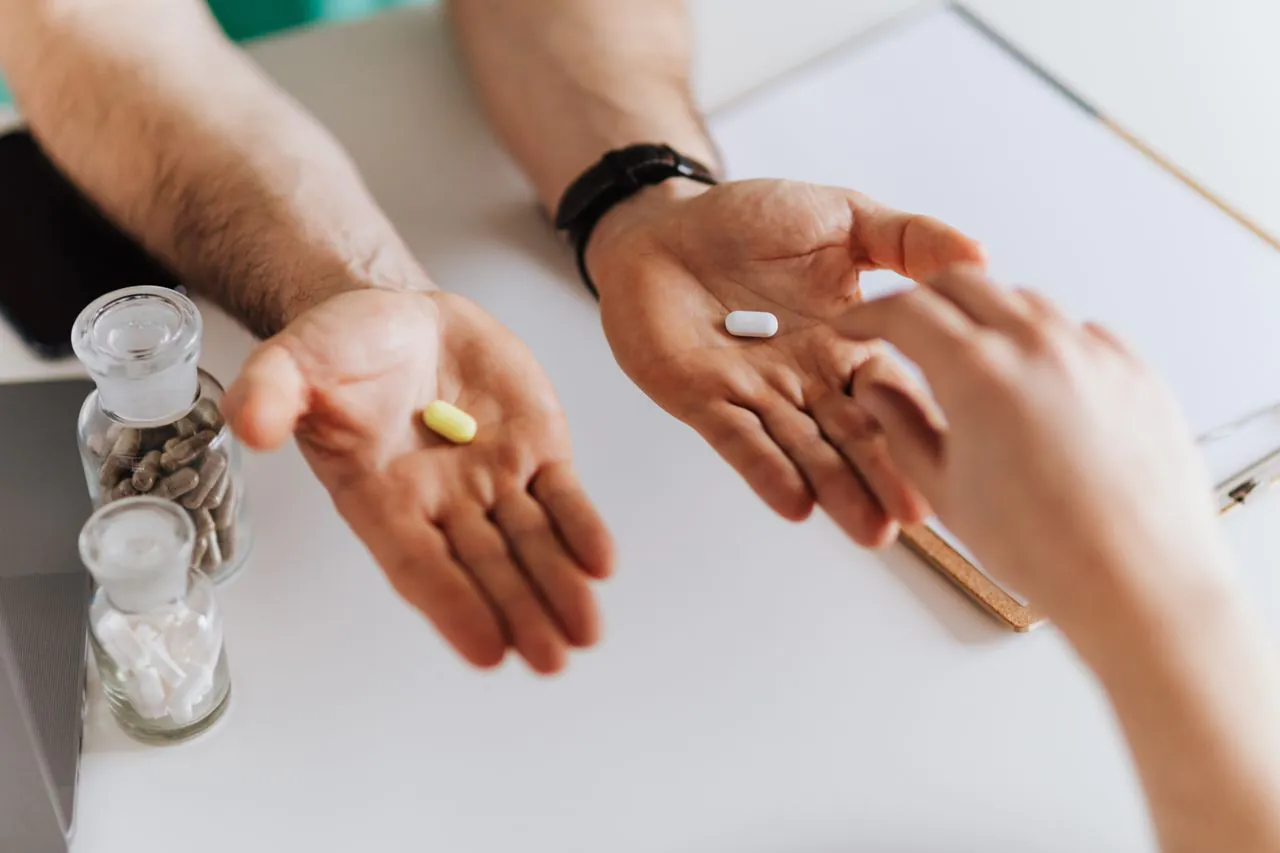 Antidepresan mı Terapi mi? Depresyonda Hangi Yol, Ne Zaman Daha Etkili?